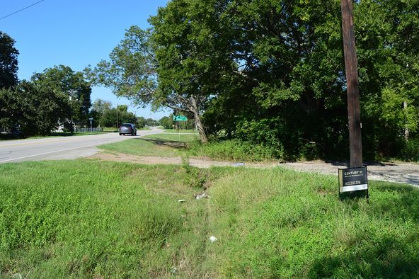 500 W Main St, Quinlan, TX 75474